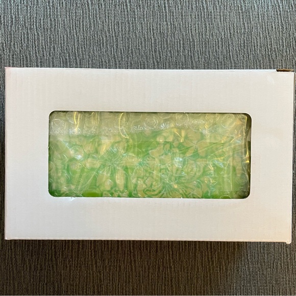 NWT Lilly Pulitzer habdbag clutch - Picture 2 of 8